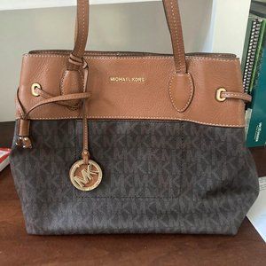Michael Kors MARINA NORTH SOUTH LARGE TOTE